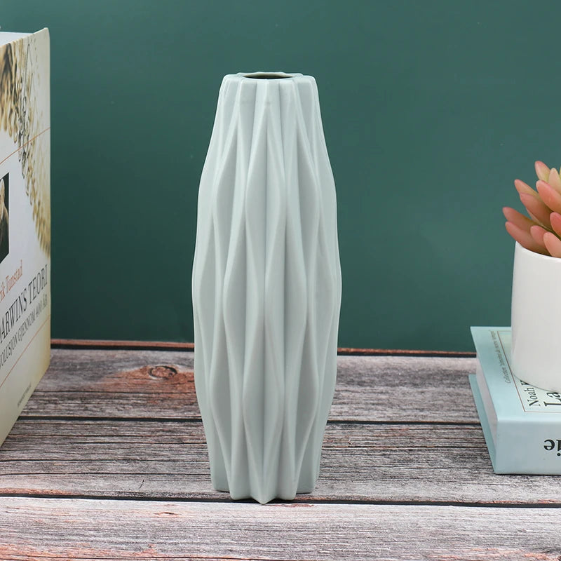 Vaso Elegante com padrão Diamante
